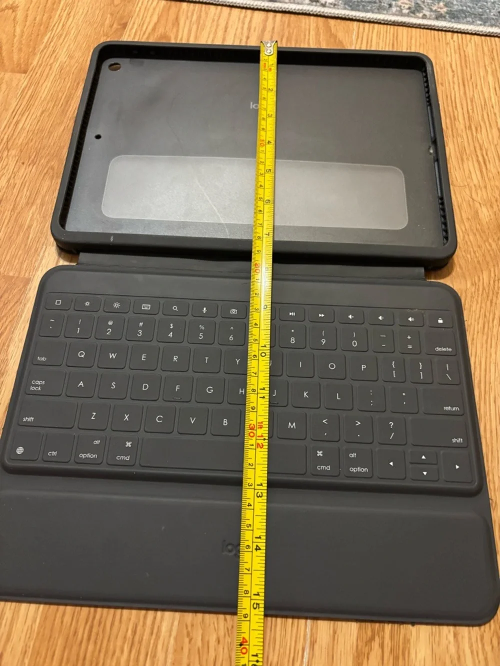 Slim Folio Keyboard Case for Tablet - Black